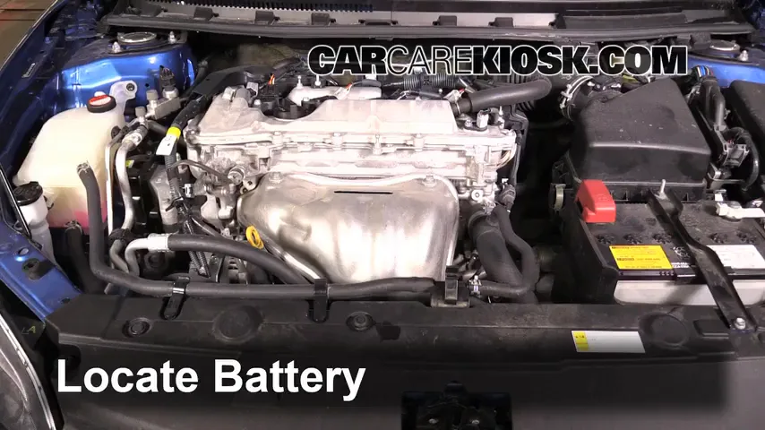 2015 Scion tC 2.5L 4 Cyl. Batterie Changement